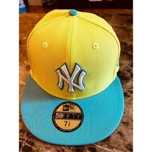 New Era New York Yankees 59FIFTY Fitted Hat 1999 World Series Green Size 7 3/8